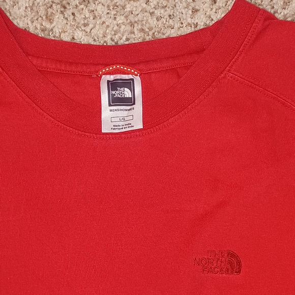 The North Face Long Sleeve T Shirt - Picture 2 of 2